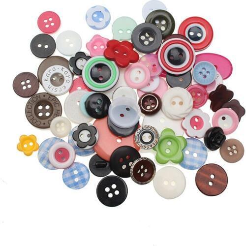 100Pcs Random Mixed 2/4-Holes Heart Wooden Buttons For Clothes Crafts Sewing Scrapbooking DIY Accessories