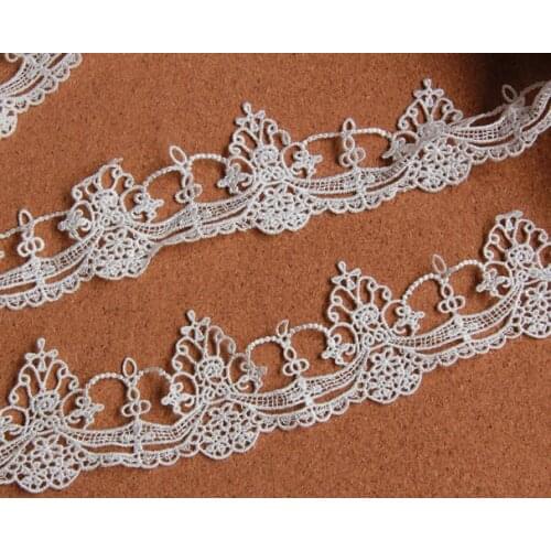 Free shipping, 5cm wide 2yards/lot White Embroidered Scallops Lace Trim DIY Sewing Wedding Dress Accessory Z734