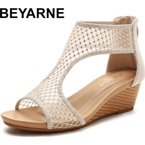 BEYARNE Women PU Leather Shoes Comfy Platform Flat Sole Ladies Casual Soft Big Toe Foot Correction Sandal Orthopedic Bunion Cor