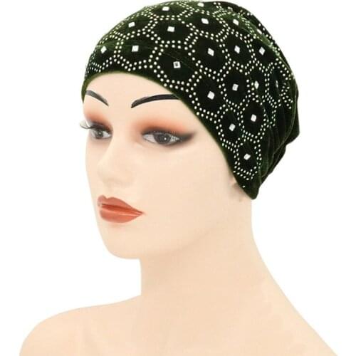 Fashion Solid Color Gold Velvet Hijabs Cap for Women Muslim Wrap Head Scarf Turban Bonnet Diamond Inner Hijab Underscarf Caps
