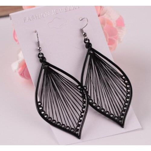 Bohemia Hollow Leaf Drop Earring for Women Girls Gift Ear Studs Jewelry Boho Leaves Dangle Earings Alloy Earrings Jewerly m0926