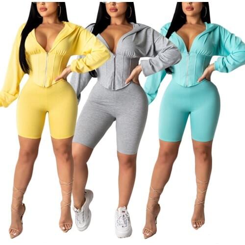 New Women Yoga Set Sports Suit Hat Casual Long Sleeve Hooded Sweatshirt Zipper Skinny Shorts 2 Pieces Set Solid High Waist 2020