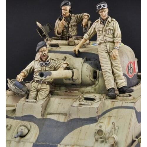 3 Allied Forces in World War II Need to assemble and paint by themselves 1:35