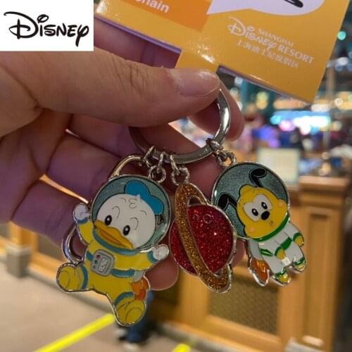 2021 New Disney Genuine Cute Donald Duck Keychain Cartoon Keyring Ladies Bag Accessories Car Key Fashion Metal Pendant Gift