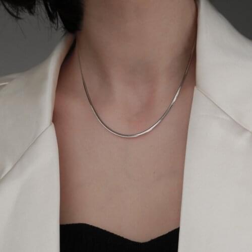 Sexy Lady Charm Snake Chain Choker Necklace Women Stainless Steel Gold Silve Color Flat Herringbone Chokers Link for Girls