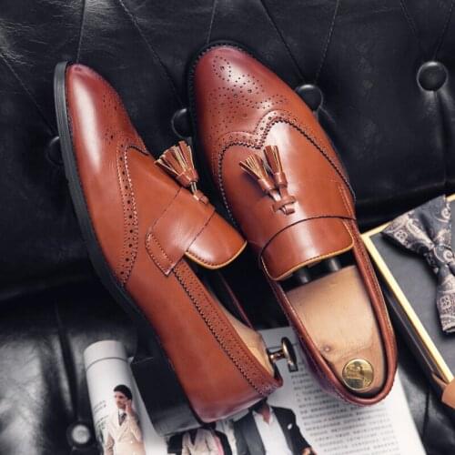 Misalwa Slip-on Brogue Fashion Carved Men Loafers BIG Size 38 48 Tassel Flats for Men Spring Summer British Men Shoes Dropship