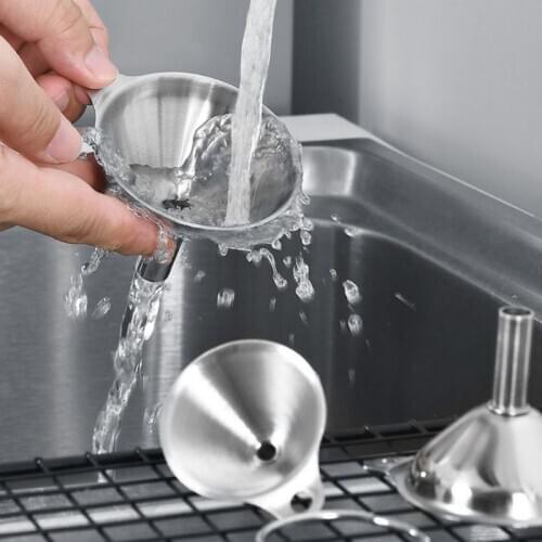 3Pcs Small Mouth Funnels Bar Wine Flask Funnel Mini Stainless Steel For Filling Hip Flask Narrow-Mouth Bottles Kitchen Funnel