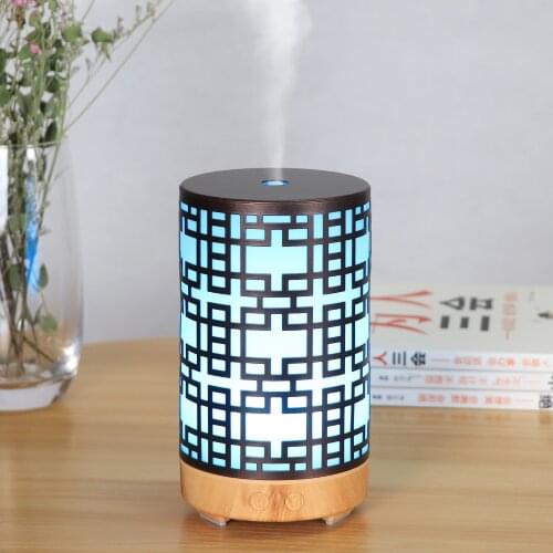 Iron Hollowed Out Aromatherapy Essential Oil Diffuser with LED Lamp Household Ultrasonic Cool Mist Air Humidifier Aroma Machine