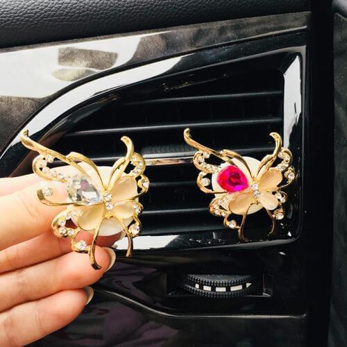 Car air outlet perfume clip crystal butterfly car air freshener balm car interior accessories female gifts