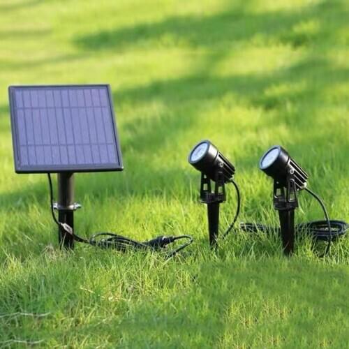 Solar Lawn Lamp Outdoor Garden LED Solar Spike Spotlight Landscape Path Tree Walls Landscape Light Waterproof Solar Spotlight