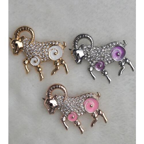 2019 New Fashion sheep Brooches for women Suit Rhinestone Brooch three Colors Classic sheep Broche shijab pins X1649