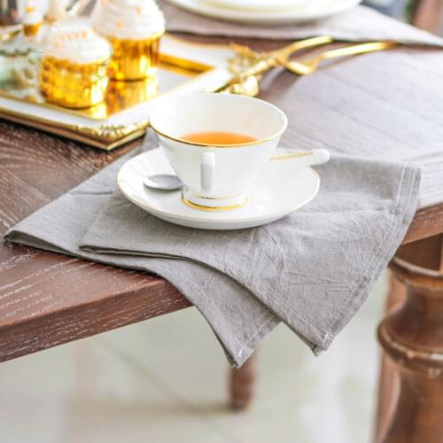 A Set Of 6 Cotton Cloth Napkins Soft And Comfortable Reusable 30X45cm Suitable For Weddings Birthdays Family Gatherings