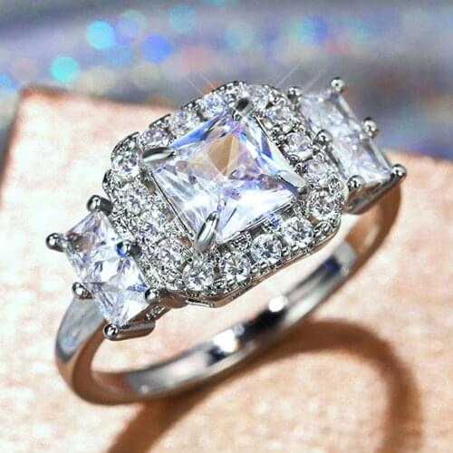 New Fashion and Classic Princess-shaped Zircon Ladies Ring Wedding Proposal Ring Jewelry