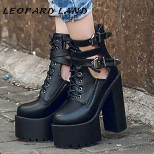 LTARTA Women Boots Thick-bottomed Short Boots White Super Platform Boots Punk Performance High-heeled Short Shoes .JXQ-5784