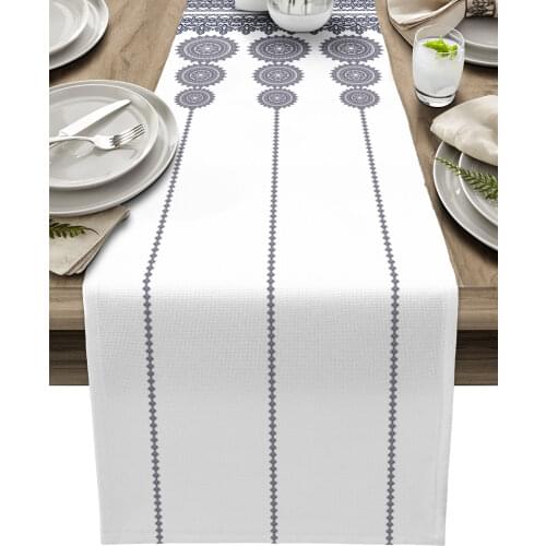 Bohemian Mandala Pattern Table Runner Luxury Home Dining Table Coffee Table Holiday Wedding Decoration Party Dinner Table Runner
