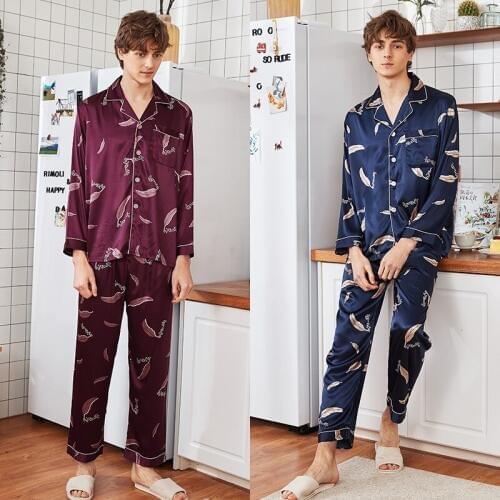 Mens printing Silk Pajama Set Silk Sleepwear Men Sexy Modern Style Soft Cozy Satin Nightgown Summer Spring Home Clothes Suit