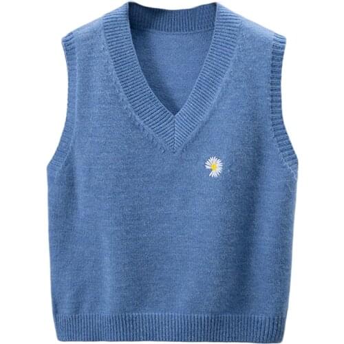 Korean Fashion Loose V-neck Sleeveless Daisy Embroidery Short Sweater Vest Women 2021 Spring Fall Knitted Pullover Vests Jumper