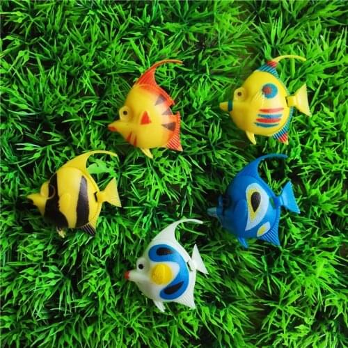 100 pcs Wholesale Aquarium Fish Tank Plastic Fish Aquarium Colorful Tropical Fishes Ornaments Simulated Fish Decoration