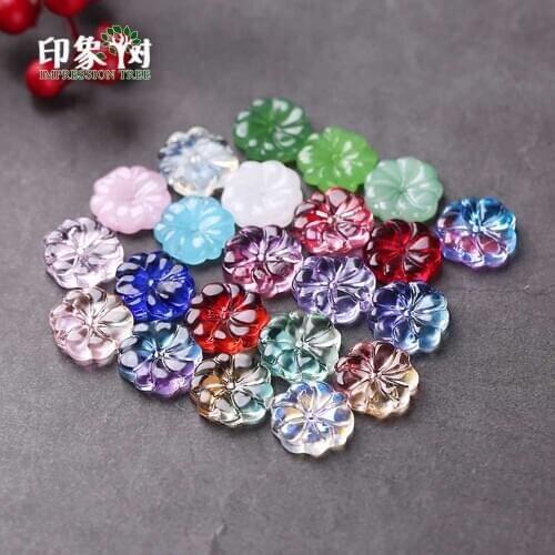 Gradient Color Lampwork Beads 10pcs 15mm Daisy Flower Petal Shape Glass Charm Handmade Ornaments DIY Jewelry Makings 16025