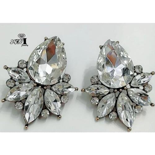 YaYi Jewelry New White Glass Rhinestone Dangle Crystal Earring Womens Fashion Ancient Gold Pearl Color Gem Earrings Gift 1680