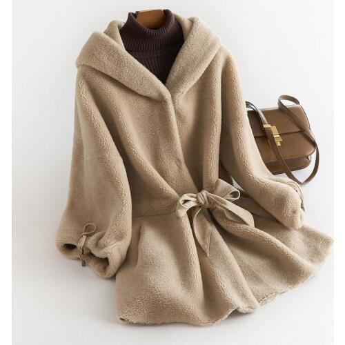 Women Winter Real Fur Overcoat Sheep Shearing Lady Casual Warm natural Sheep Lamb Wool Fur Coat Hooded with Belt Coat F126