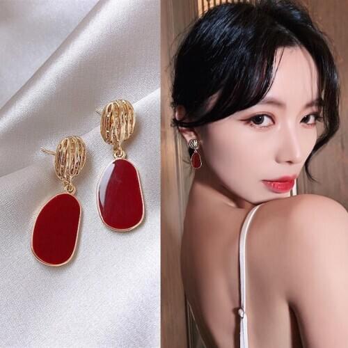 Korean New Design Fashion Geometrical Hanging Dangle Earring Jewelry Simple Elegant Red Oil Drop Earrings Female Party Gift