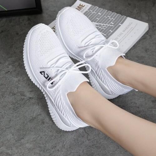 Women Casual Shoes soft sole Breathable Walking Mesh Flat Shoes Sneakers Women 2021 Vulcanized Shoes White Female Footwear