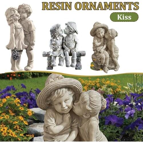 Resin Ornaments Garden Decoration Garden Sculptures Like Gardening Crafts Men and Women Kiss Cute and Fun can CSV