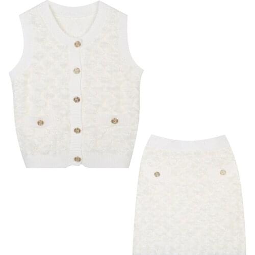 Womens Sweater Two-Piece Fashion Show Knitted Vest Mini Skirt Set White Single-Breasted Sleeveless Tight Skirt 2021 New Dress