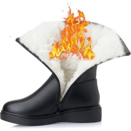2019 New Warm Comfortable Plush and Wool Boots Winter Full Genuine Leather Boots Flat Anti-slip Martin Boots Women Snow Boots