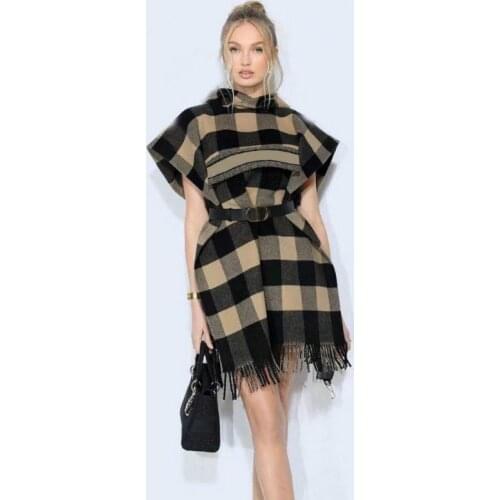 2021 luxury brand contrast check letter printing fashion womens temperament versatile hooded tassel shawl sleeveless cloak coat