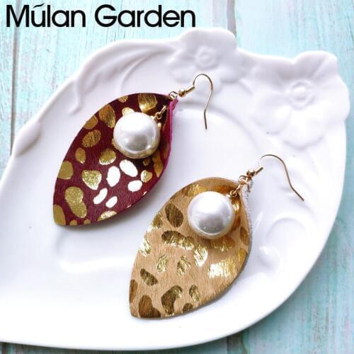 Cowhide Leather Feather Earrings for Women Pearl Pendant Leaf Earring Golden Dots Fashion Jewelry Accessories Hot Sale Girl Gift