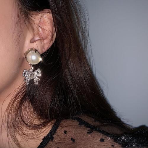 New Charms Women Earring Crystal Bowknot Earrings for Women Pearl Earring Brincos Brand Wedding Earring Femme Bijoux Bridal