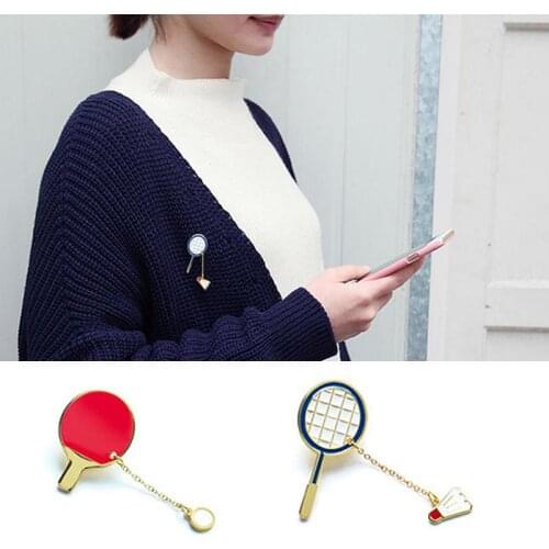 Campagne Sport Tafeltennis Badminton Racket Charm Kraag Badge Versierd Emaille Pins Cartoon Leuke Sportief Broches