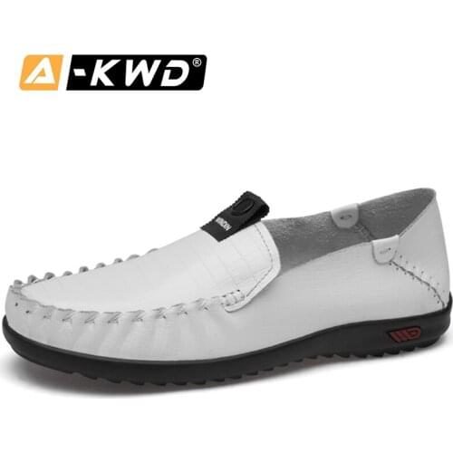 2020 Men Genuine Leather Casual Shoes Loafers Men Breathable Soft Fashion Mens Flats Driving Shoes mocassin homme Big Size 48