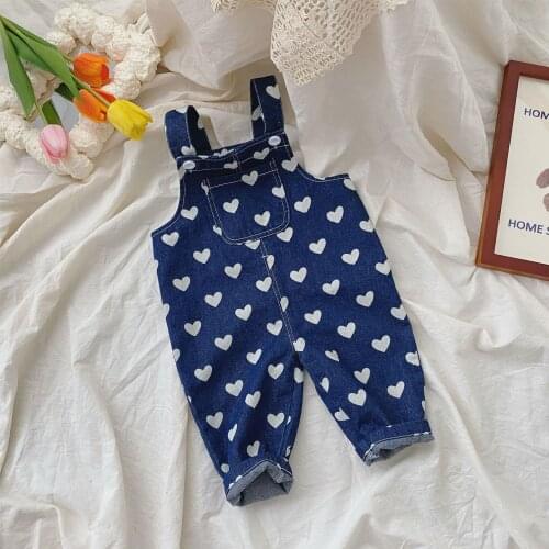 8681 Baby Suspender Pants Autumn New 2021 Korean Baby Wash Jeans Love Heart Print Boys Strap Pant 0-3Year Girls Overalls