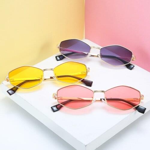 Irregular Sunglasses, Personalized Street Shooting Big Frame Sunglasses