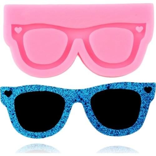 Shiny Glossy Glasses Shape Silicone Molds Keychain Epoxy Resin Mold Charms Necklace Jewelry Making Mold Chocolate Fondant Mould