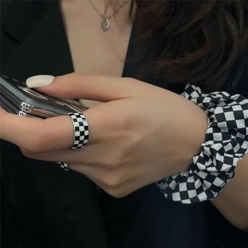 Hill-san Lotus Rings