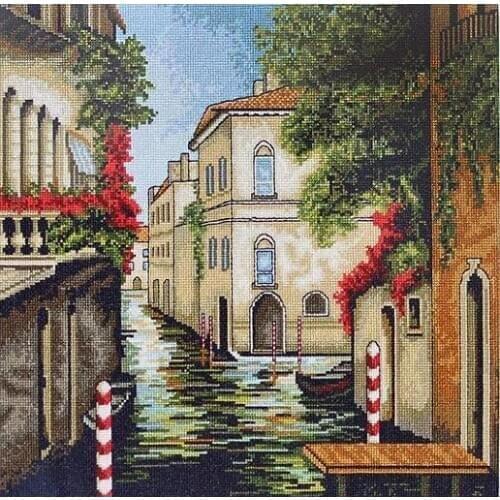 Top mm Rabbit and fox with love cross stitch kit canvas stitching embroidery Luca-S_B240