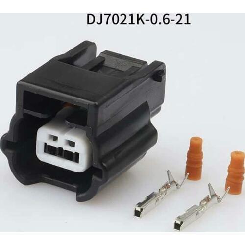 Free shipping 100pcs DJ7021Y-0.6-21 2Pin 0.6mm AMP Car Electrical Wire Connectors for VW,BMW,Audi,Toyota,NISSAN