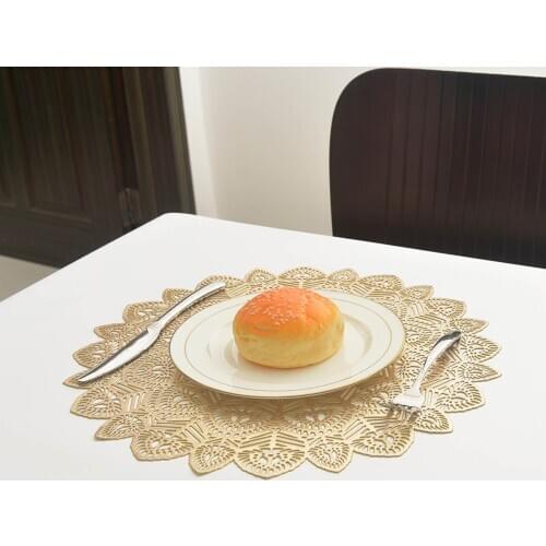 Newest Arrival PVC Placemat Peacock Tail Hot Gold Hazel Solid Color Simple Style Christmas Table Decoration