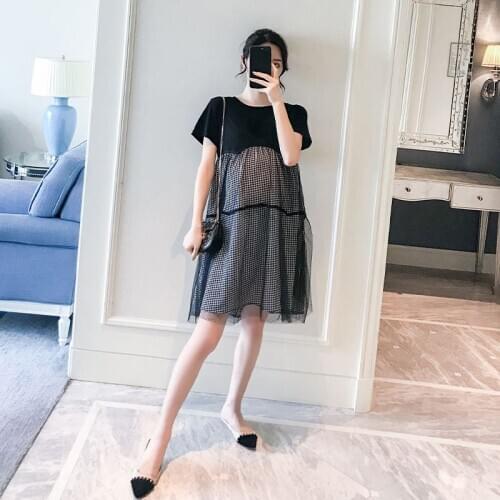 New maternity wear summer round neck plaid lace mesh yarn splicing A version hot mom does not show belly maternity dress