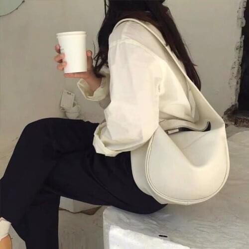 New PU Leather Casual Tote Bags Korean High Capacity Wide Strap Soft Shoulder Bags Fashion Office Ladies Handbags Black White