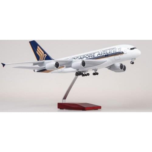 1/160 Scale Singapore Airlines A380 Airbus model with wheels and lights aircraft simulation airliner Children Holiday gift