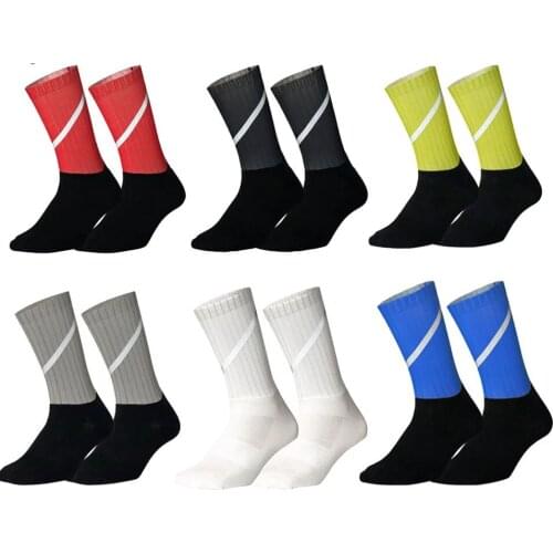 Professional Sport Cycling Socks Reflective Sports Socks Anti-slip Skin-friendly Men and Women Outdoor MTB Bike Socks