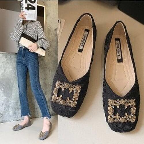 Comfortable flat shoes Korean style all-match low-cut womens vulcanized shoes outdoor leisure non-slip ladies lazy shoes