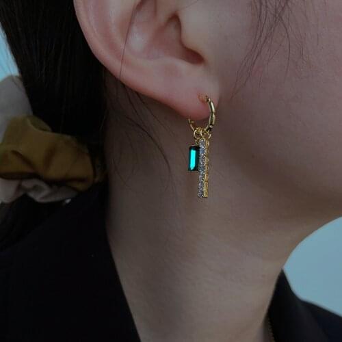 Designer Style Stud Earrings Pendant For Women Crystal With Emerald C Hoop Aretes Korean Fashion Luxury Charm Lady Gift Jewelry