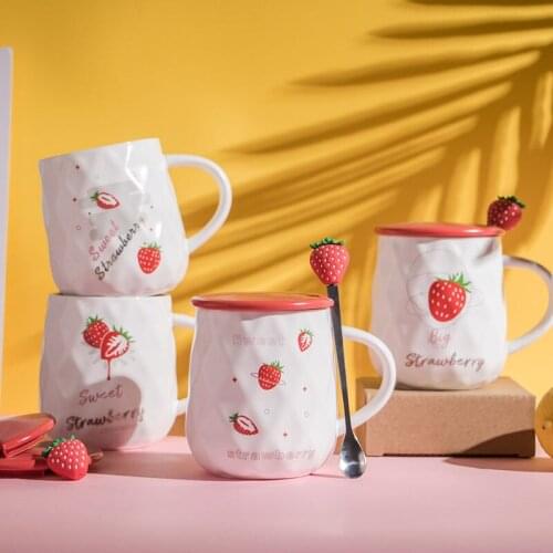 Creative strawberry mug with lid spoon, 400ml teacup coffee ceramic mugs office cup office Drinkware couple cup gift