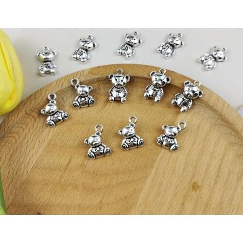 20pcs Little Bears Alloy Charms Ancient Silver Metal Cute Animals Pendants Fit Earrings Bracelets Floating Jewelry Making Craft